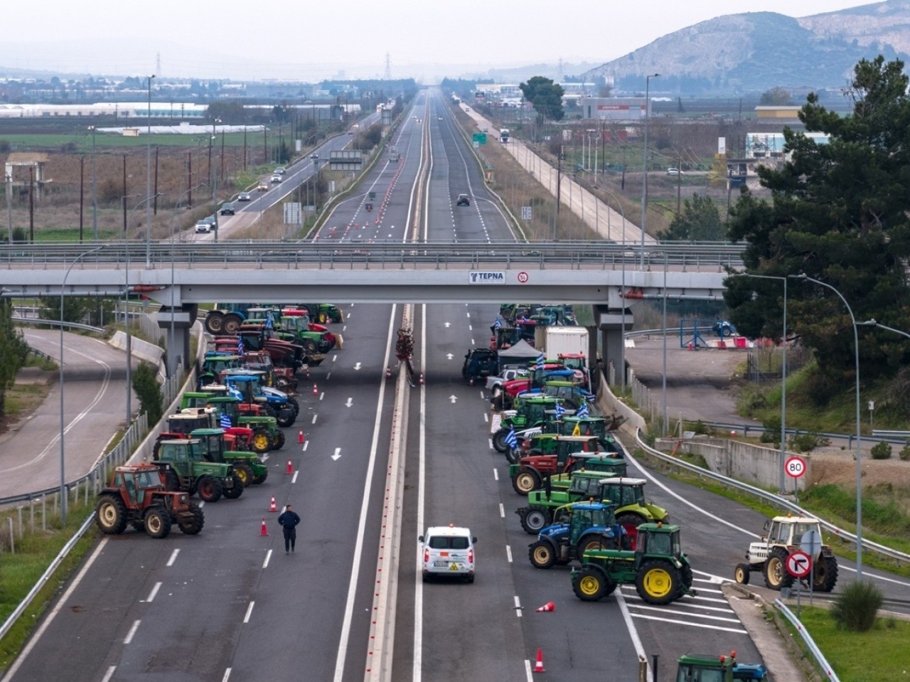 You are currently viewing ΔΗΛΩΣΗ ΣΥΜΠΑΡΑΣΤΑΣΗΣ ΣΕ ΑΓΡΟΤΕΣ-ΚΤΗΝΟΤΡΟΦΟΥΣ